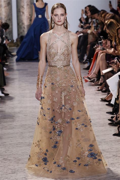 elie saab spring 2017 egyptian inspired